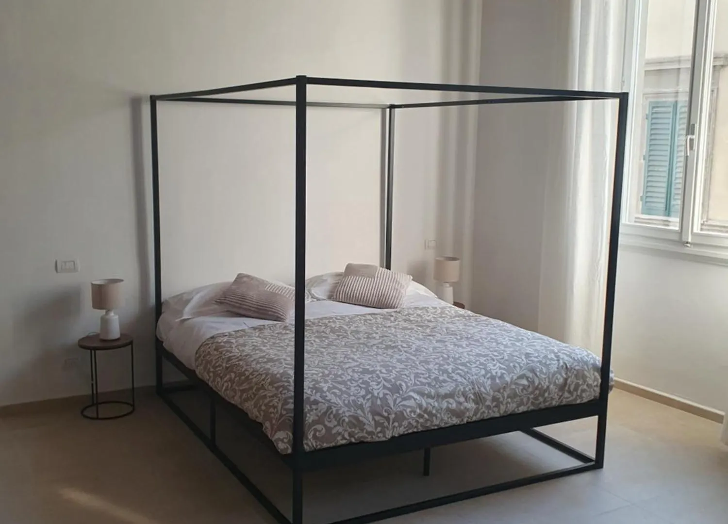 Pitti Rainbow Apartment Florence Homestay