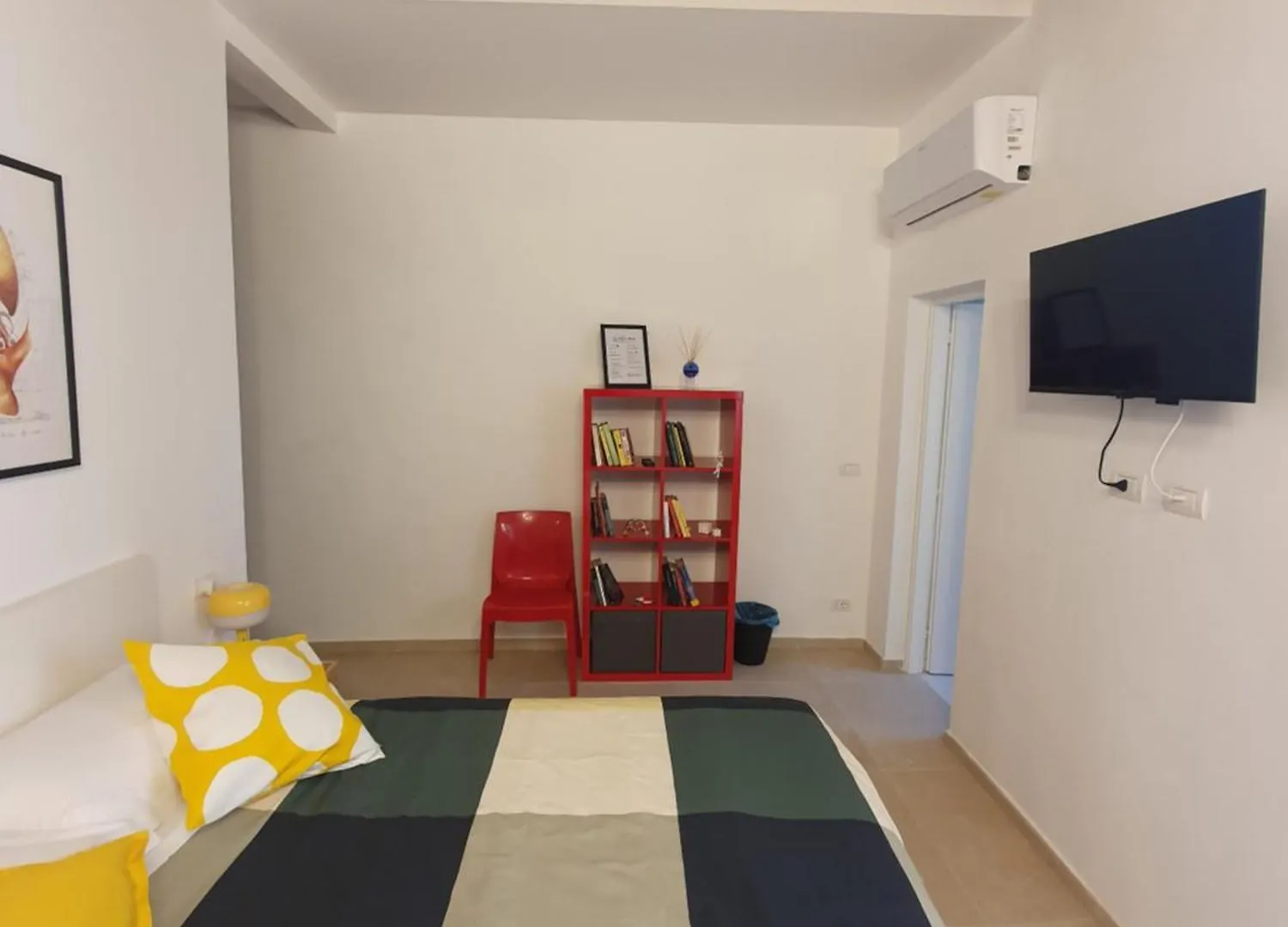 Pitti Rainbow Apartment Florence Homestay